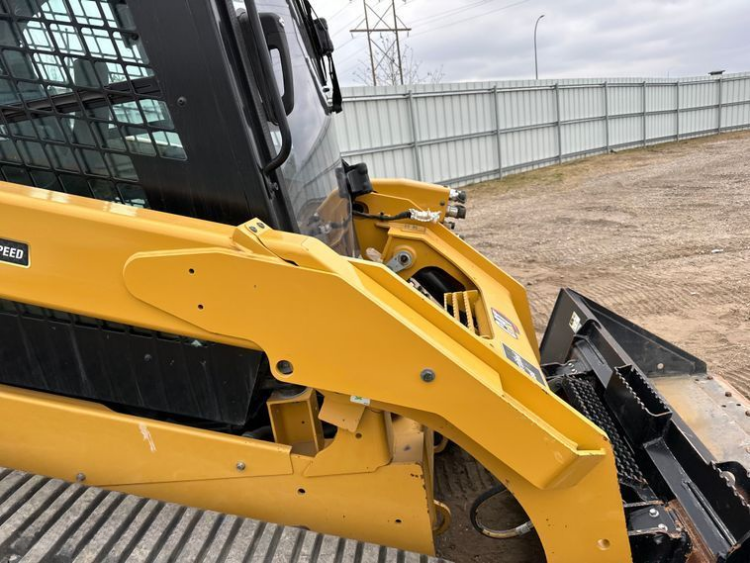 2023 Caterpillar 299D3 XE - Image 13