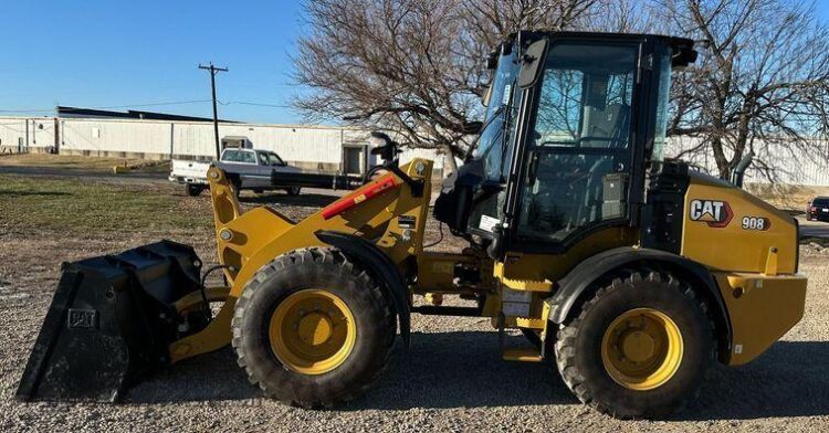 2023 Caterpillar 908 wheel loader