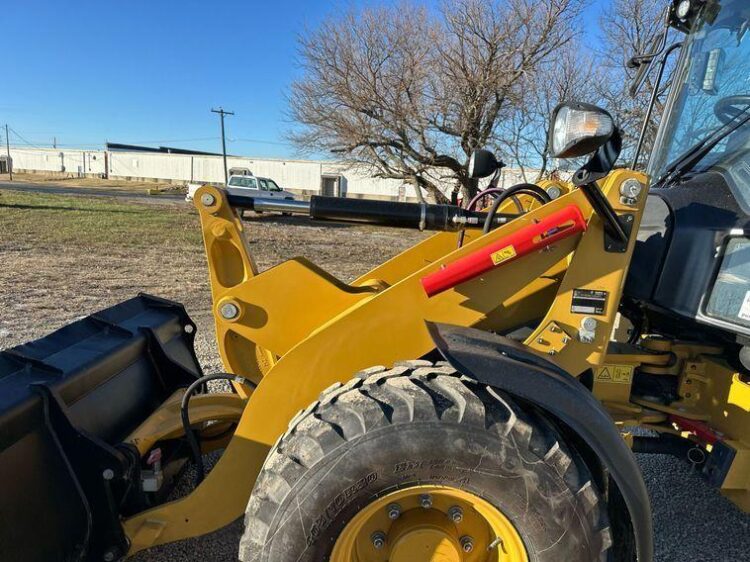 2023 Caterpillar 908 wheel loader - Image 14