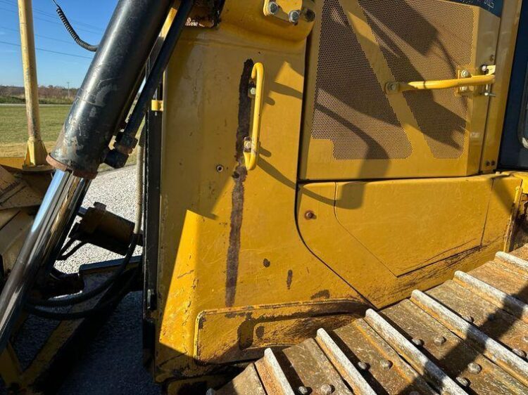 2011 Caterpillar D6T XL dozer - Image 14