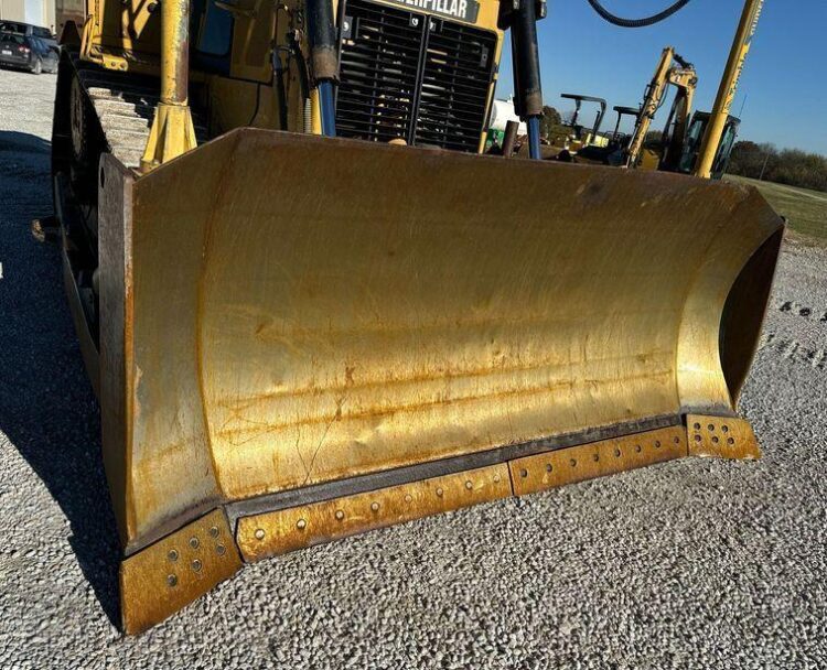 2011 Caterpillar D6T XL dozer - Image 15