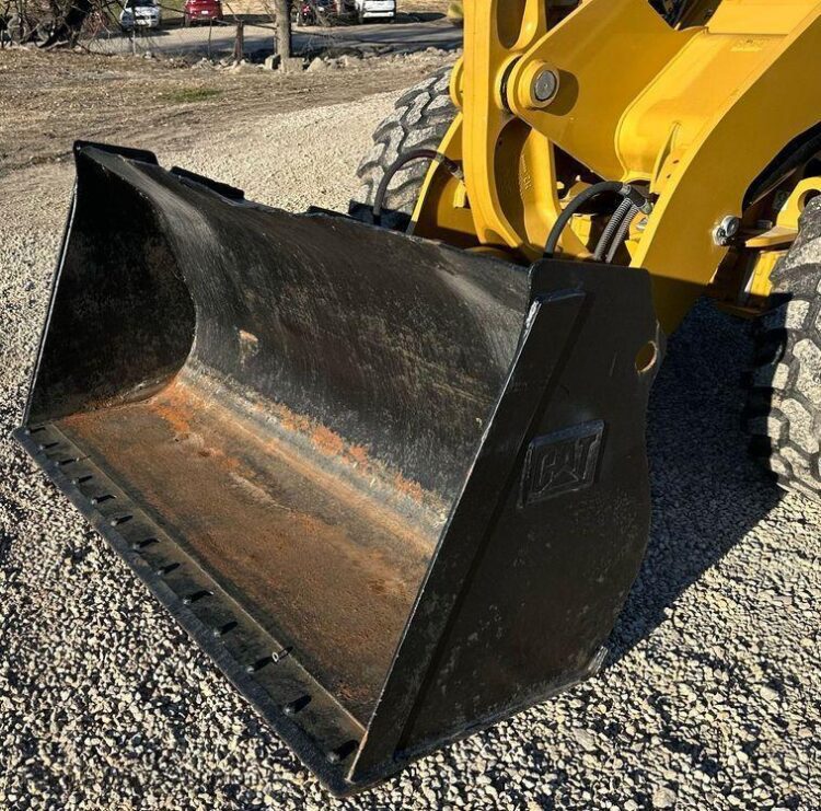 2023 Caterpillar 908 wheel loader - Image 16