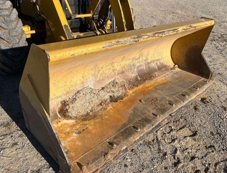 2021 Caterpillar 420ST HRC backhoe - Image 17