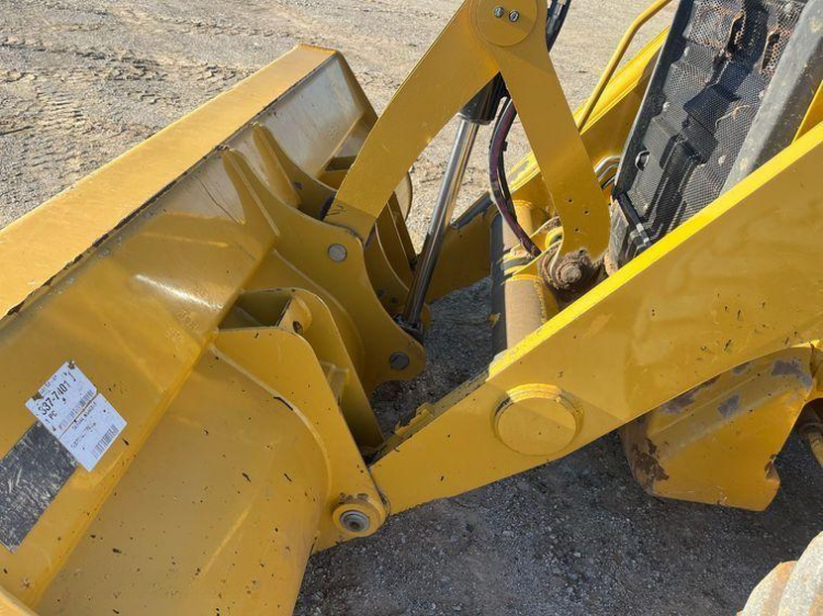 2021 Caterpillar 420ST HRC backhoe - Image 18