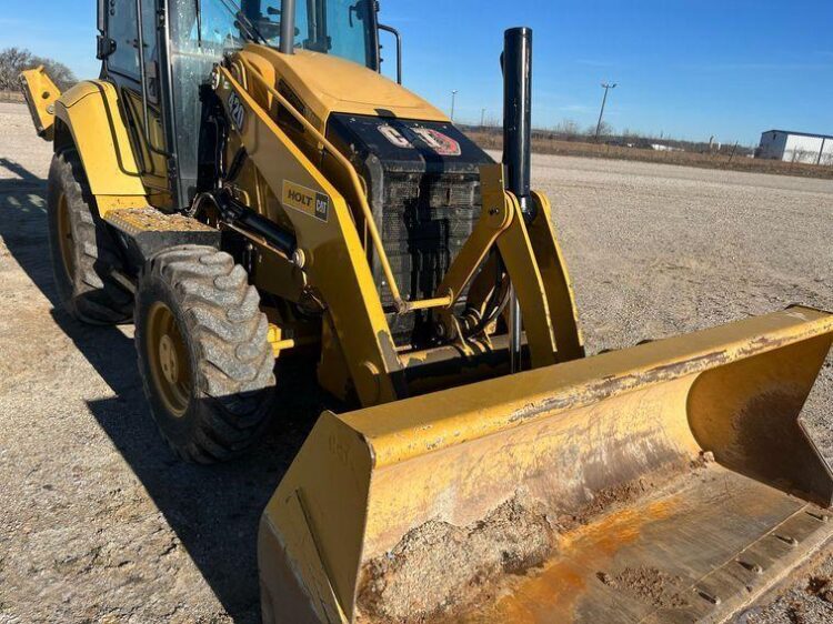 2021 Caterpillar 420ST HRC backhoe - Image 19