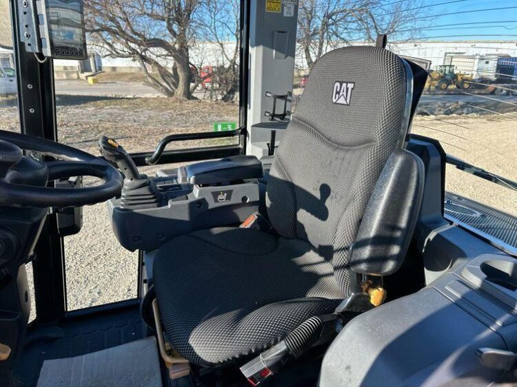 2023 Caterpillar 908 wheel loader - Image 20