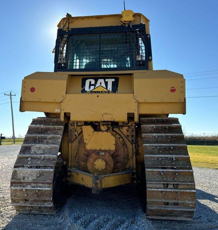 2011 Caterpillar D6T XL dozer - Image 3