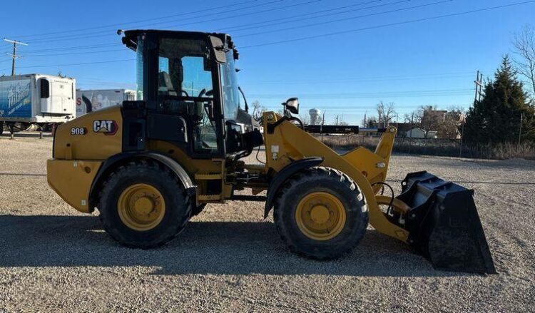 2023 Caterpillar 908 wheel loader - Image 10